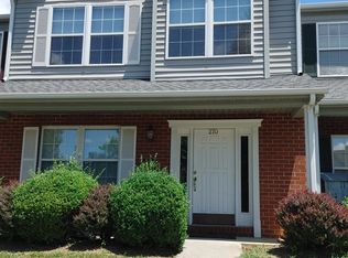 270 Willow Oak Dr, Christiansburg, VA 24073