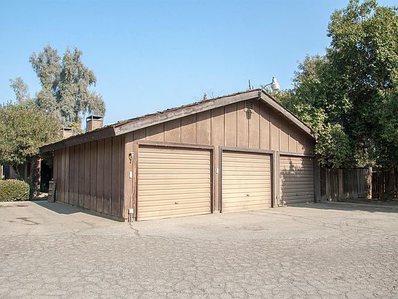 4th image of 1848 E Vassar Dr