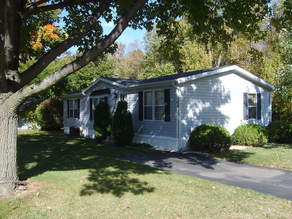 1st image of 220 Maple Ln Lot 105