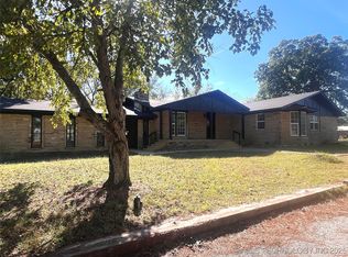 563 W Chambers Rd, McAlester, OK 74501