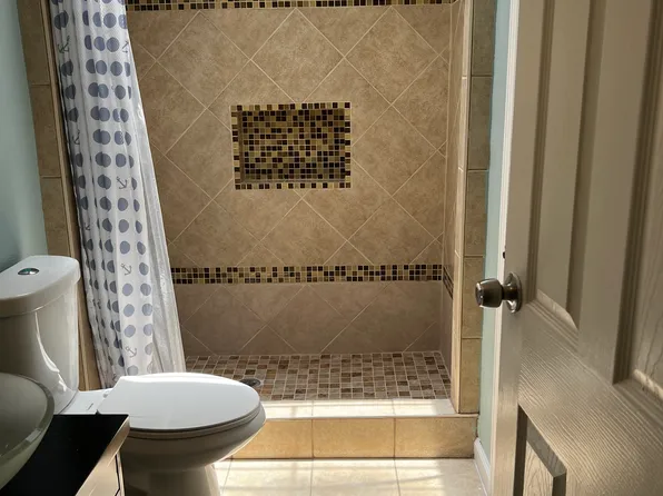 E4-2708 Parker Ln, McAllen, TX 78503