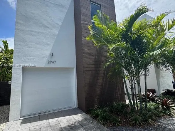 2947 SW 27th Ter, Miami, FL 33133