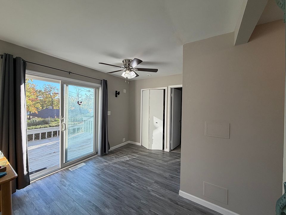 6897 Dandison Blvd, photo 10