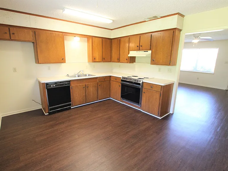 12455 Cimmarron Dr — Photo 12