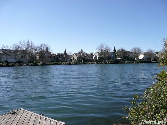 2nd image of 3621 W Island Ct