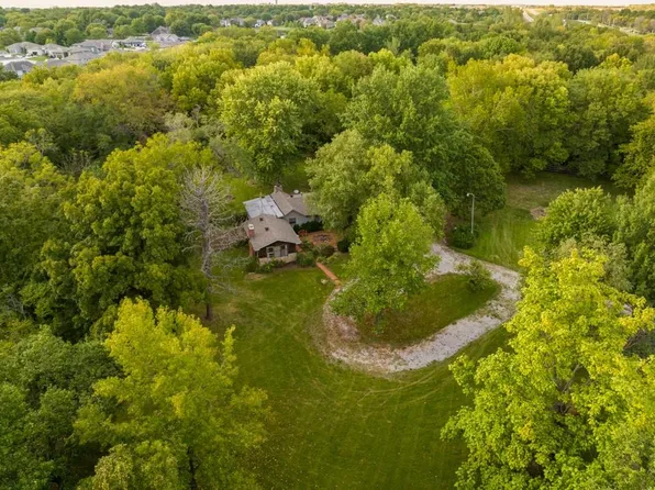 18307 E 155th St, Lees Summit, MO 64082