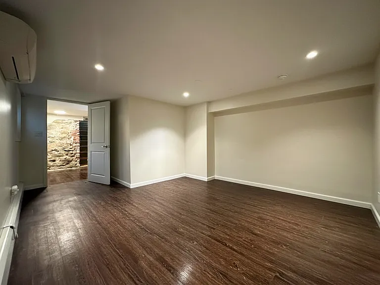 75 Overlook Pl #2 — Photo 18