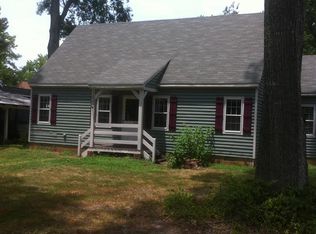 1820 Larkhill Ln, North Chesterfield, VA 23235