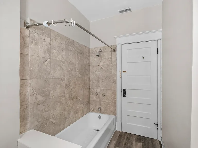216 Delaware Ave #1 — Photo 19