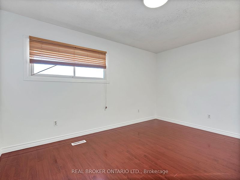Mississauga House for rent - 3 Bedrooms — photo 17