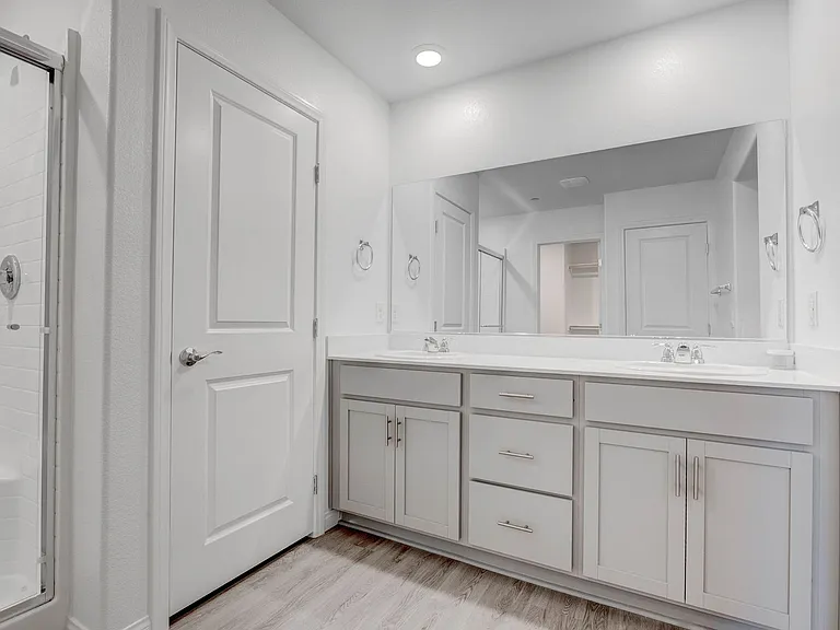 9938 Ullom Dr — Photo 17