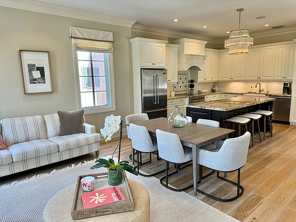 4th image of 960 Coquina Ln #10