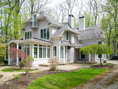 2743 Lakeshore Dr, Fennville, MI, 49408