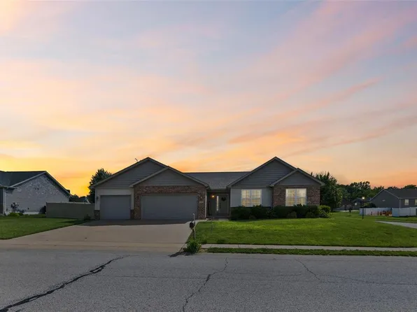 1401 Keck Ridge Dr, O Fallon, IL 62269