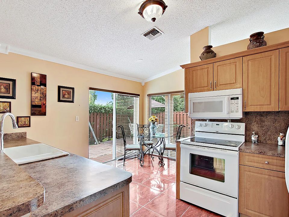 2nd image of 167 Reno Ave
