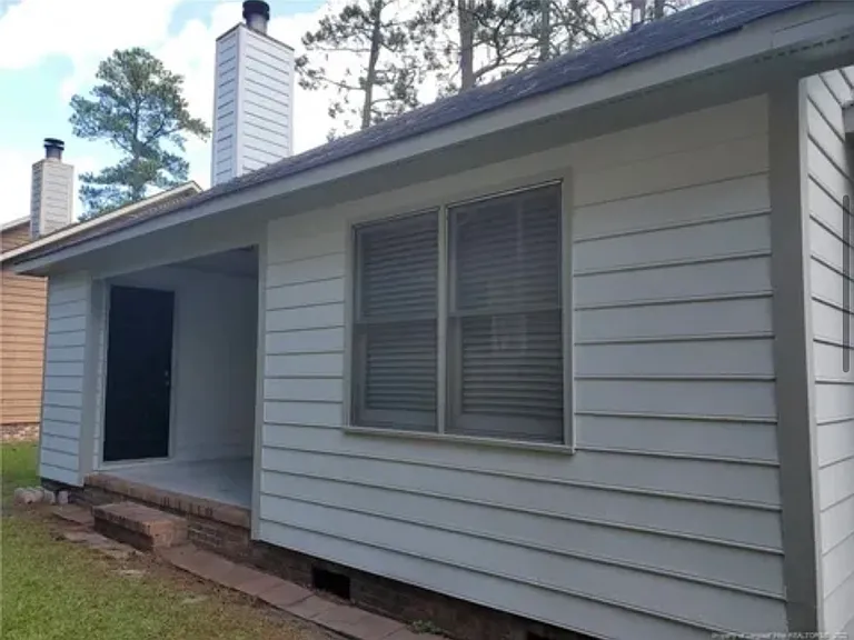 412 Andros Dr — Photo 2