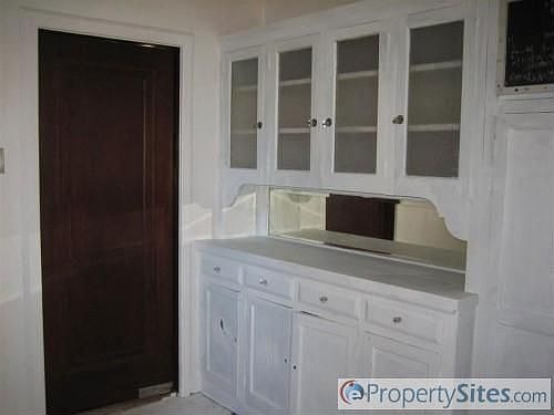 5th image of 1295 Dahlia St