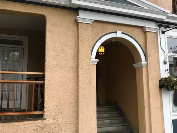 373-379 Walden St #379-3, Cambridge, MA 02138