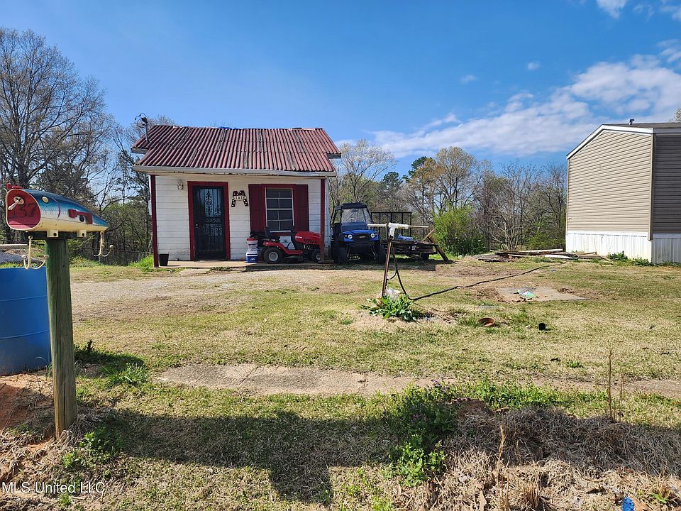 137 N Mountain St, Blue Mountain, MS 38610 MLS 4043632 Zillow