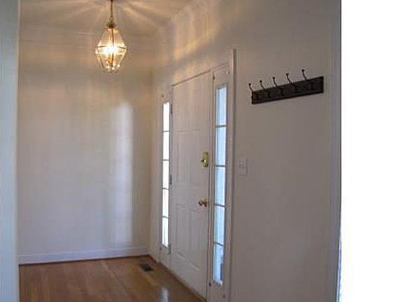 2nd image of 10852 Squaw Valley Pl