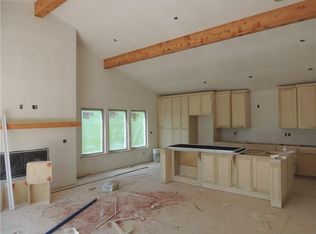 1739 E Acacia Xing, Fayetteville, AR 72701