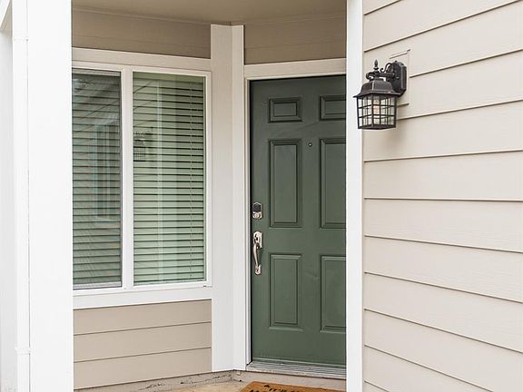 2nd image of 5916 Meadowdale Dr