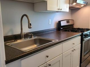 220 Seabury St #2, Fall River, MA 02720