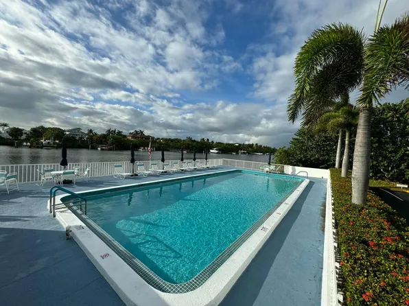 4001 S Ocean Boulevard #209, South Palm Beach, FL 33480