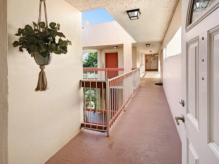 9441 Evergreen Pl — Photo 20