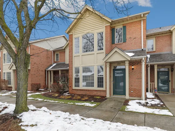 2921 Clough Ave, Highland, IN 46322