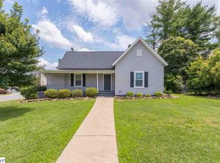 2 Allen St, Greenville, SC 29605