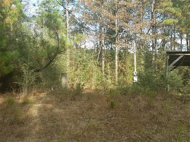 2nd image of 64028 Elk River Rd