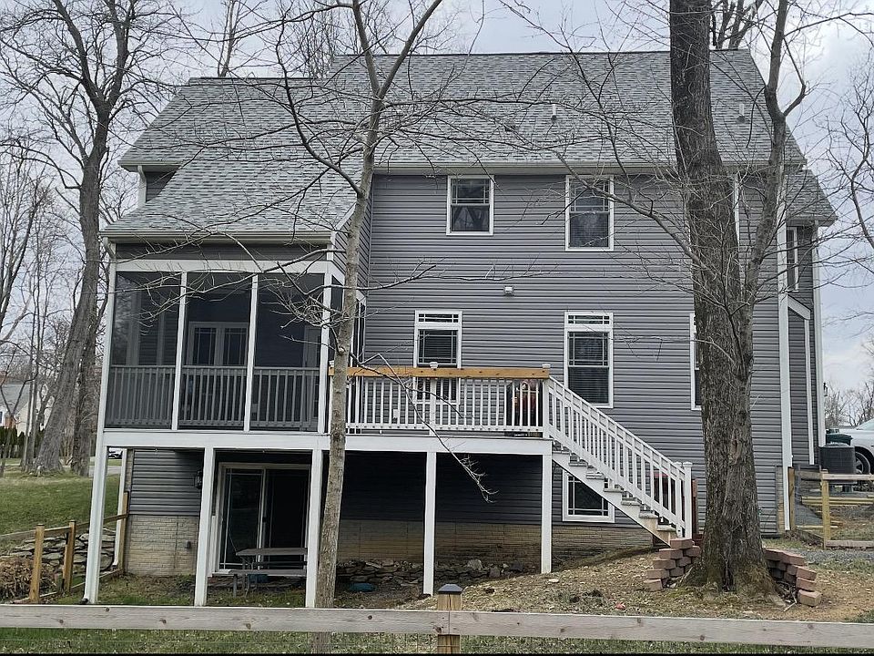 2nd image of 22125 Waverly Heights Ln