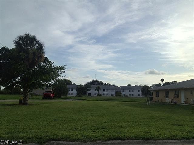 1st image of 3669 Estelle St