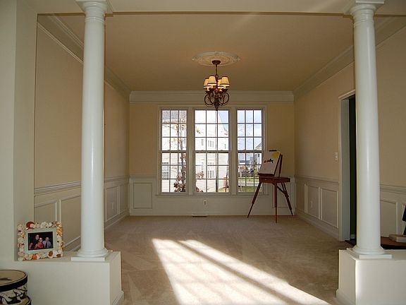 Elegant and spacious formal Dining Room