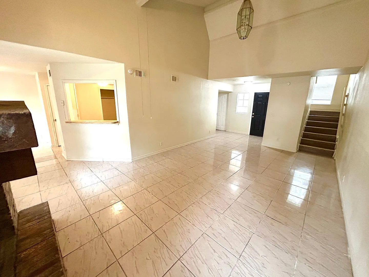 *Coming Soon* 2-Story 3 Bedroom / 2 Bath Home Near Randolph Afb! — Photo 4