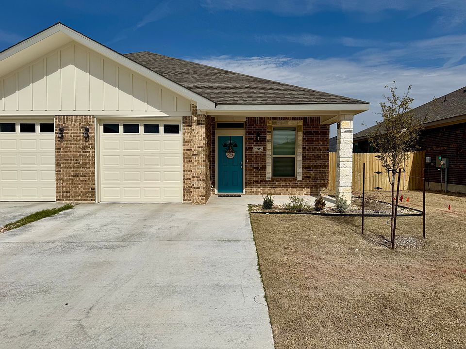 1st image of 5205 Rose Garden Loop