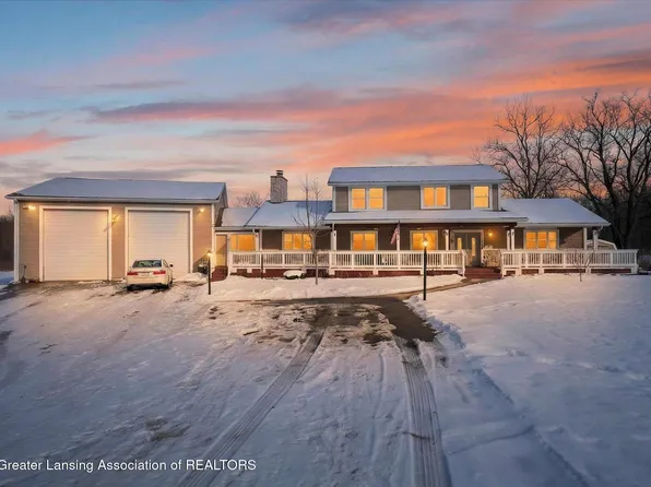 1140 N Smith Rd, Eaton Rapids, MI 48827