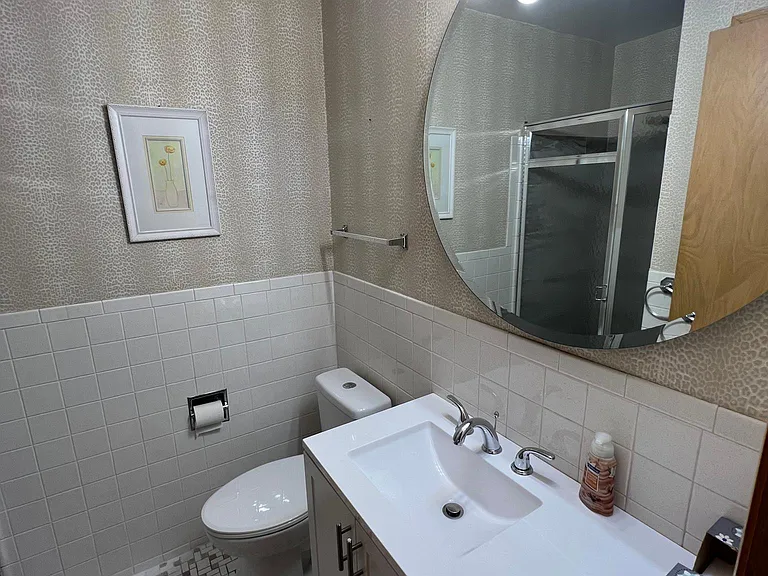 653 N Northwest Hwy #1 — Photo 9