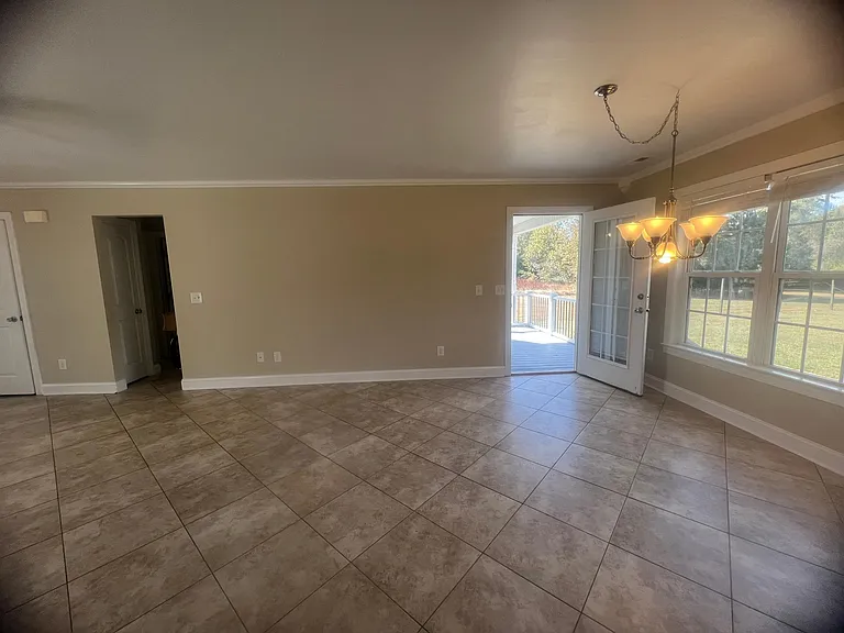 3801 N Hills Dr — Photo 12