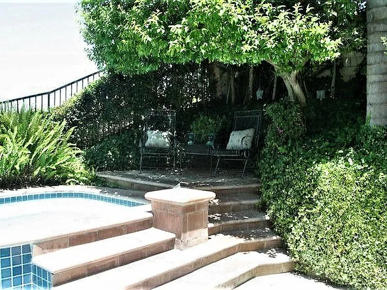 25565 Pacific Hills Dr — Photo 6