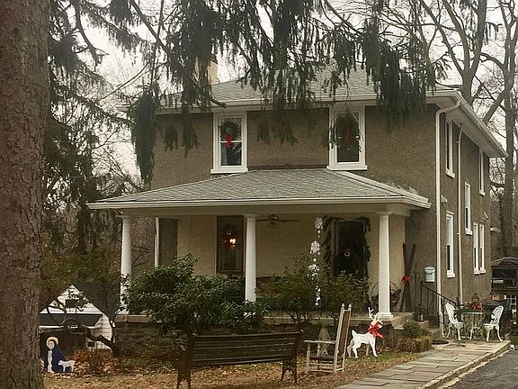 2nd image of 1414 Delmont Ave