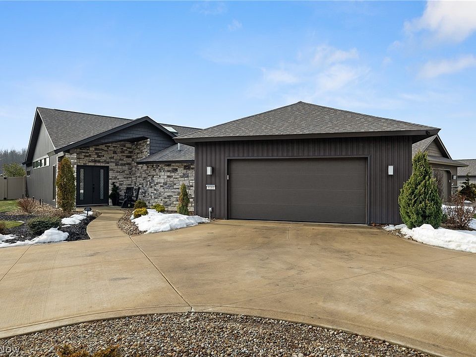 1st image of 9160 Pleasant Ridge Cir