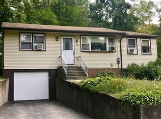 25 Kerney Rd, Douglas, MA 01516
