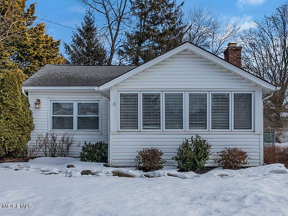 3rd image of 1406 Edgemere Road