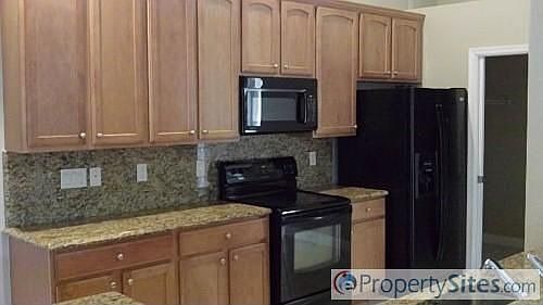5th image of 2663 SW Chestnut Ln