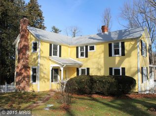 10526 Marbury Rd, Oakton, VA 22124