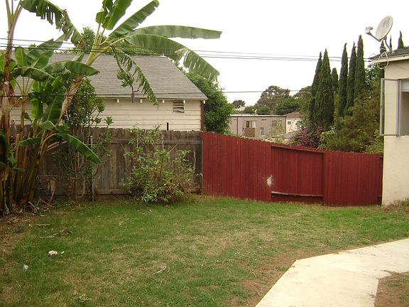 4th image of 1447 E 17th St