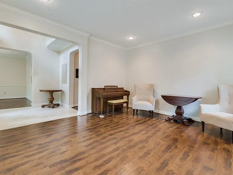 1703 Stemply Ct — Photo 18
