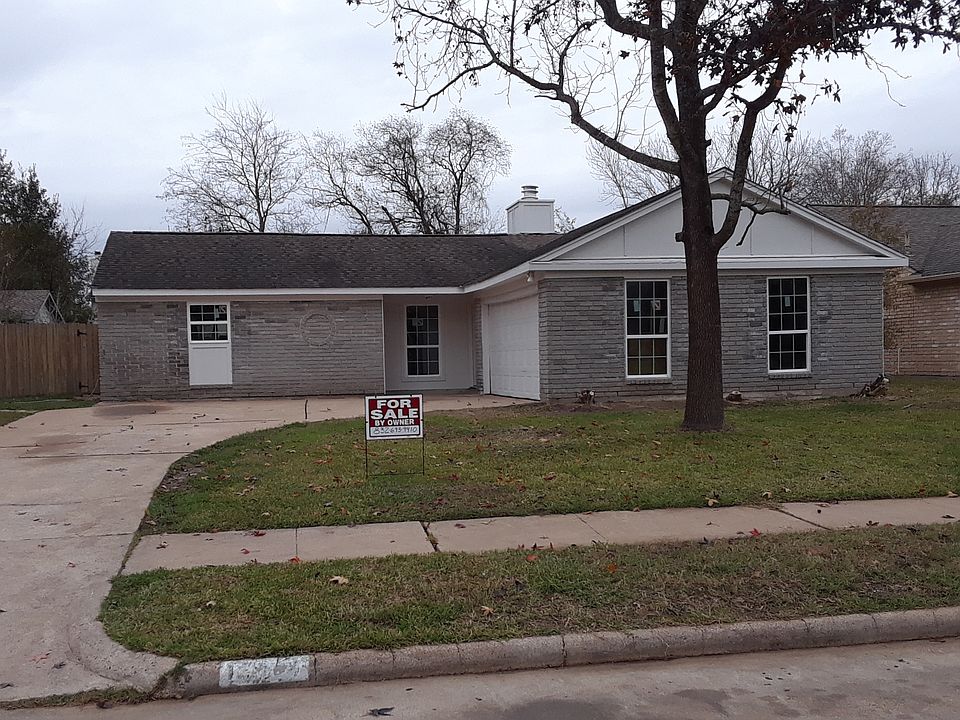 1st image of 17918 Forest Cedars Dr